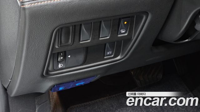 Renault Korea QM6 2.0 LPe Premiere 2WD 2023 — фото 29