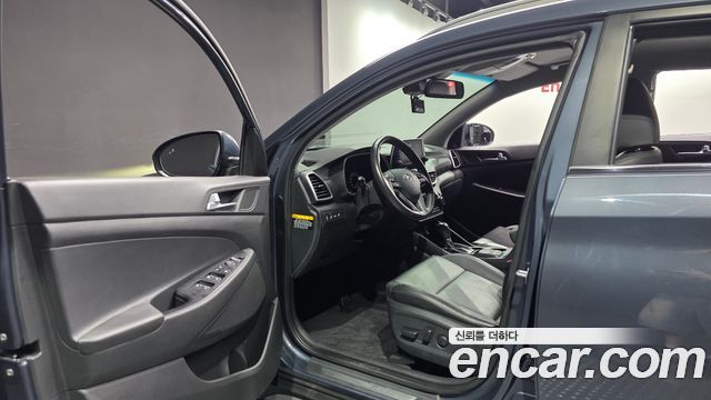 Hyundai Tucson Gasoline 1.6 turbo 2WD Premium 2019 — фото 10