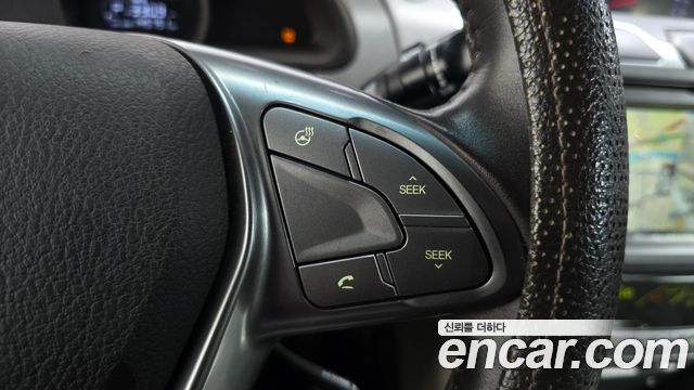 KG Mobility (SsangYong) Korando Turismo 4WD Chateau 9-seater 2015 — фото 21