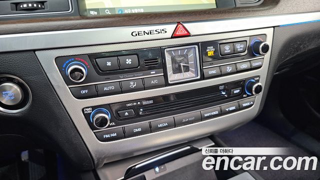 Genesis G80 3.8 GDI AWD Prestige 2017 — фото 17