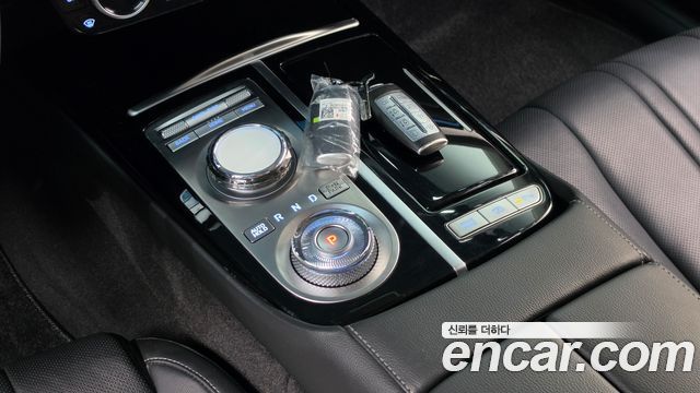 Genesis Electrified G80 (RG3) e-AWD 2023 — фото 9