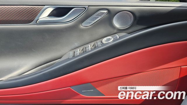 Genesis G80 (RG3) Gasoline 2.5 Turbo AWD 2025 — фото 19
