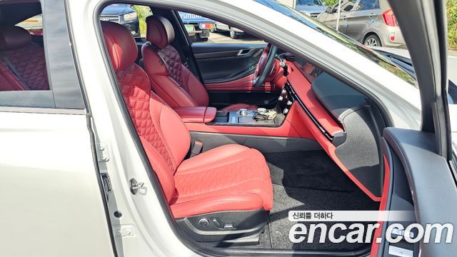 Genesis G80 (RG3) Gasoline 2.5 Turbo AWD 2025 — фото 26