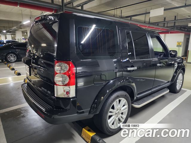 Land Rover Discovery 4 3.0 SDV6 SE 2012 — фото 6