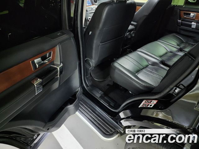Land Rover Discovery 4 3.0 SDV6 SE 2012 — фото 20