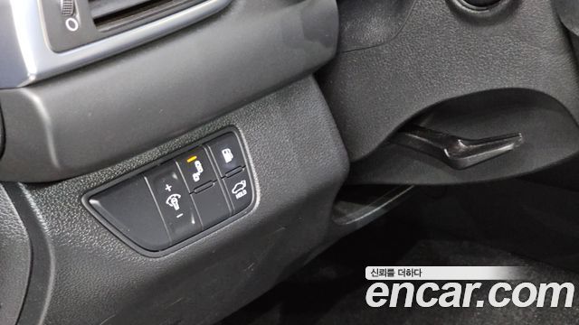 Genesis G70 2.0T AWD Elite 2019 — фото 14
