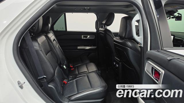 Ford Explorer (VI) 2.3 LimIted 4WD 2020 — фото 11