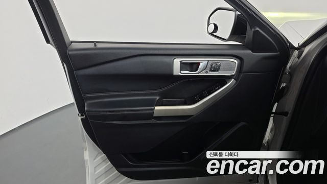 Ford Explorer (VI) 2.3 LimIted 4WD 2020 — фото 24