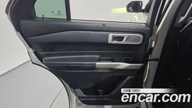 Ford Explorer (VI) 2.3 LimIted 4WD 2020 — фото 25