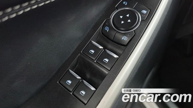 Ford Explorer (VI) 2.3 LimIted 4WD 2020 — фото 29