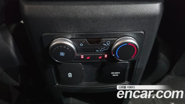 Ford Explorer (VI) 2.3 LimIted 4WD 2020 — фото 31