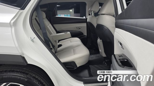 Hyundai Tucson (NX4) Gasoline 1.6 Turbo 4WD Inspiration 2026 — фото 16