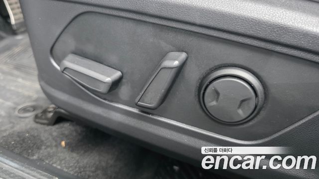 Hyundai Tucson (NX4) Gasoline 1.6 Turbo 4WD Inspiration 2026 — фото 39