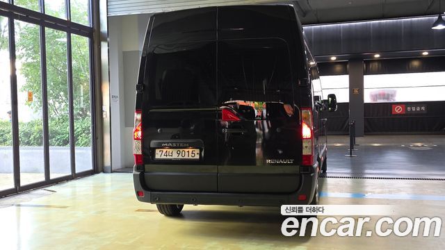 Renault Korea Master 2.3 15-Seater 2020 — фото 4