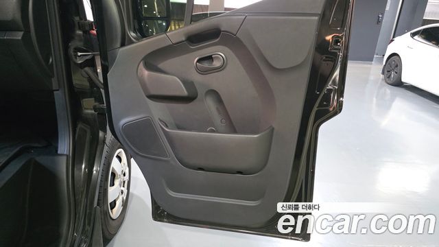 Renault Korea Master 2.3 15-Seater 2020 — фото 24