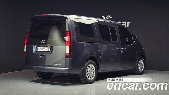 Hyundai Staria Cargo 5-Seater Modern 2023 — фото 2