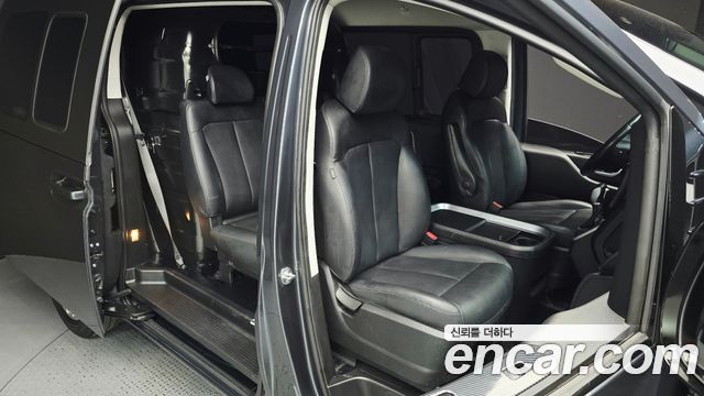 Hyundai Staria Cargo 5-Seater Modern 2023 — фото 11