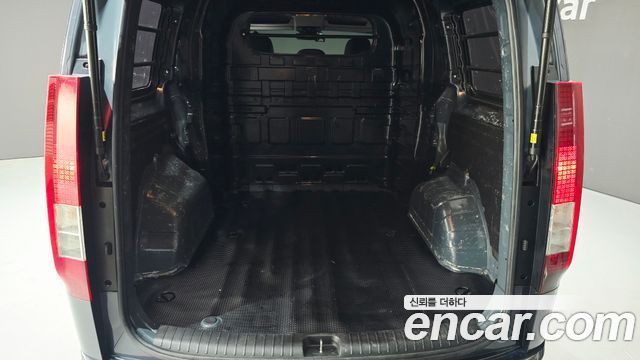 Hyundai Staria Cargo 5-Seater Modern 2023 — фото 18