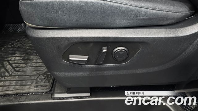 Hyundai Staria Cargo 5-Seater Modern 2023 — фото 30