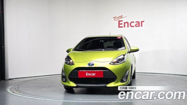 Toyota Prius C 1.5 2018 — фото 3
