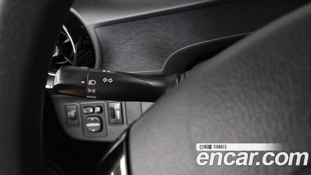 Toyota Prius C 1.5 2018 — фото 36