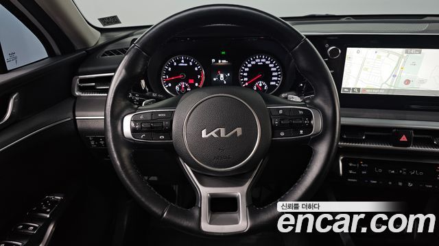 Kia K5 (III) 2.0 Prestige 2023 — фото 16