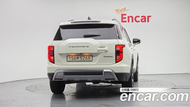 KG Mobility (SsangYong) Torres Gasoline 1.5 2WD T7 2023 — фото 4