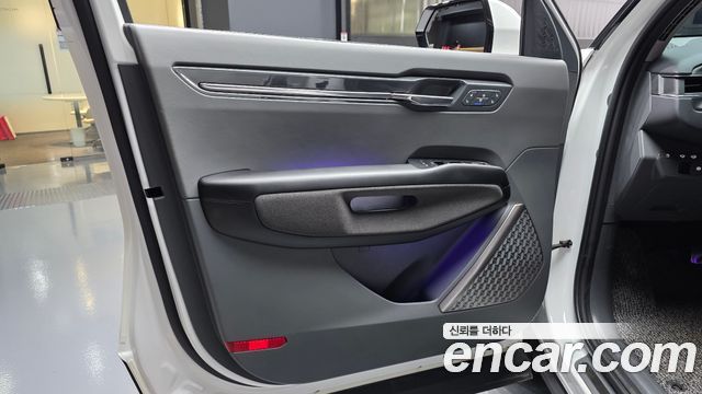 Kia EV9 Long Range 4WD Earth 2024 — фото 24