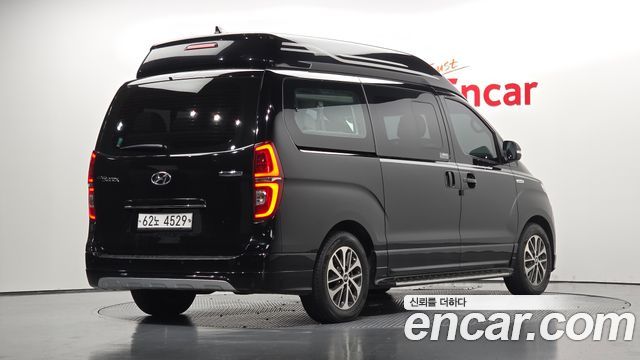 Hyundai Grand Starex Limousine 2019 — фото 2