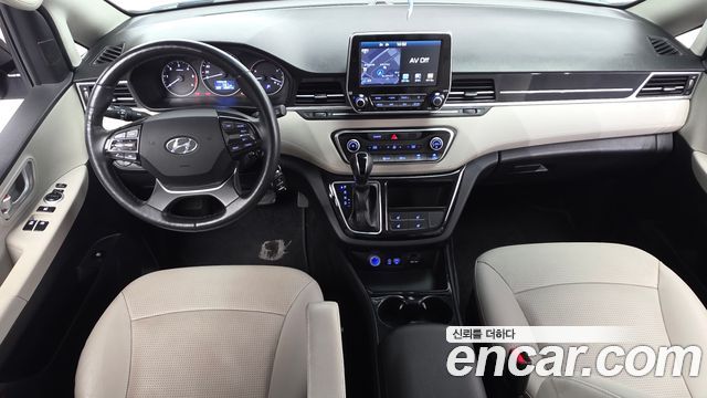 Hyundai Grand Starex Limousine 2019 — фото 7