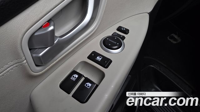 Hyundai Grand Starex Limousine 2019 — фото 28