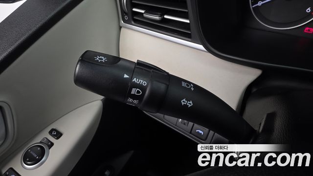 Hyundai Grand Starex Limousine 2019 — фото 30