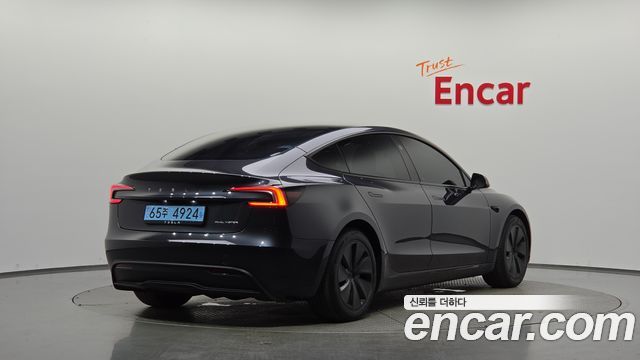 Tesla Model 3 Long Range AWD 2025 — фото 2