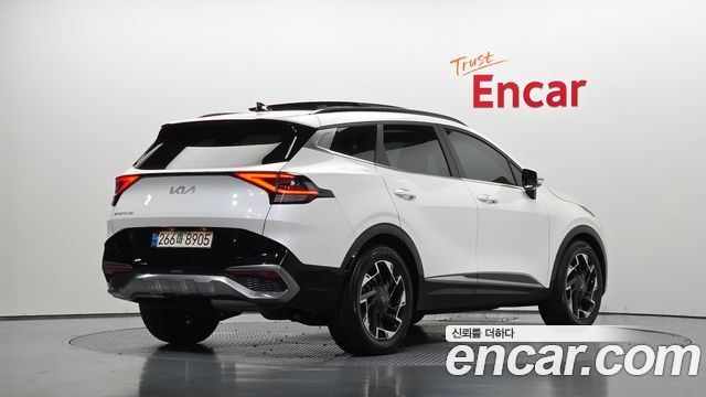 Kia Sportage (V) Diesel 2.0 2WD Prestige 2022 — фото 2