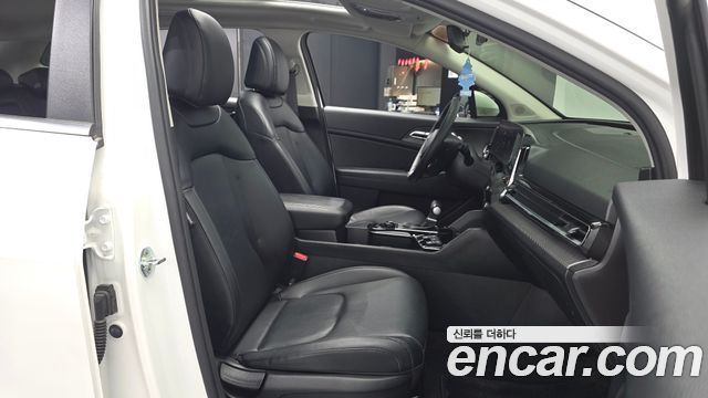 Kia Sportage (V) Diesel 2.0 2WD Prestige 2022 — фото 11