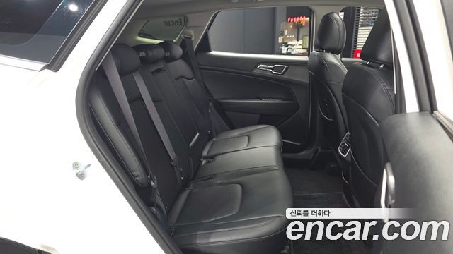 Kia Sportage (V) Diesel 2.0 2WD Prestige 2022 — фото 12