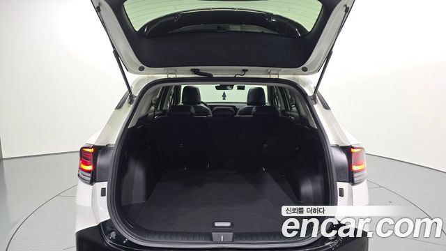 Kia Sportage (V) Diesel 2.0 2WD Prestige 2022 — фото 20