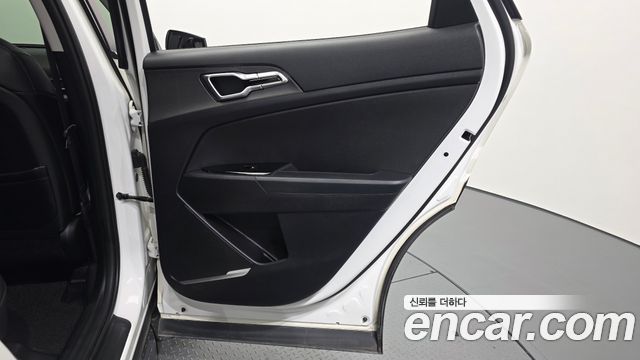 Kia Sportage (V) Diesel 2.0 2WD Prestige 2022 — фото 25