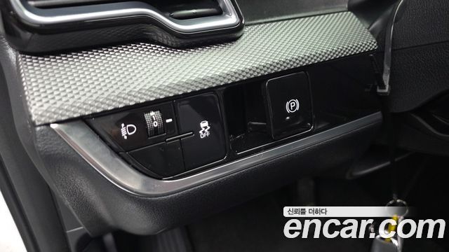 Kia Sportage (V) Diesel 2.0 2WD Prestige 2022 — фото 28