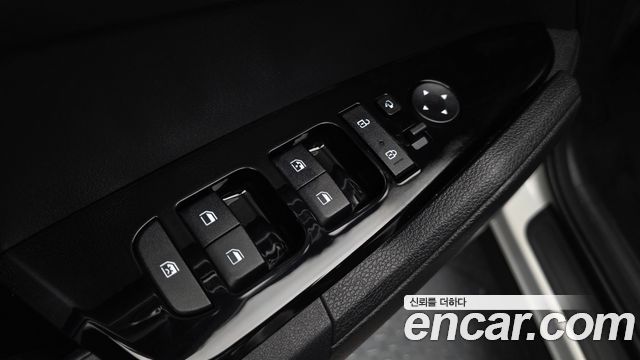 Kia Sportage (V) Diesel 2.0 2WD Prestige 2022 — фото 29