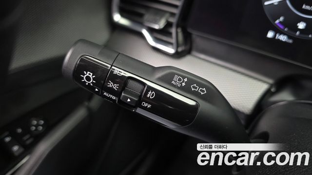 Kia Sportage (V) Diesel 2.0 2WD Prestige 2022 — фото 30