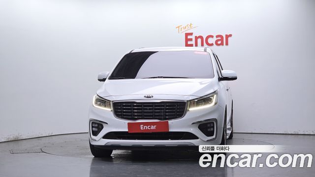 Kia Carnival 9-Seater Noblesse Special 2019 — фото 3