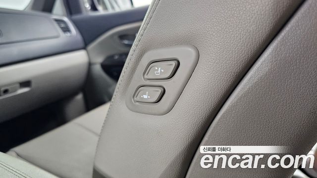 Kia Carnival 9-Seater Noblesse Special 2019 — фото 16