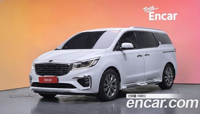 Kia Carnival 9-Seater Noblesse Special 2019 — фото 1