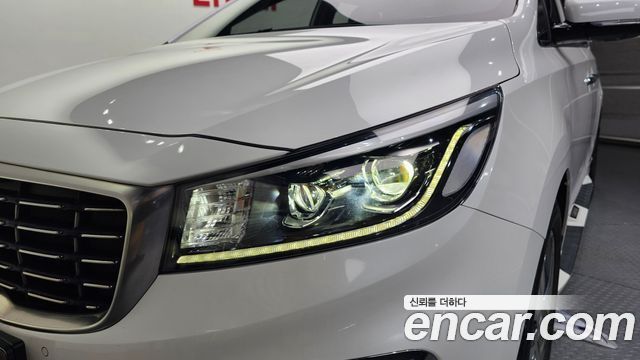 Kia Carnival 9-Seater Noblesse Special 2019 — фото 22