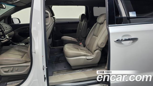 Kia Carnival 9-Seater Noblesse Special 2019 — фото 26