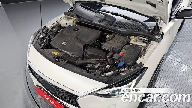 Infiniti Q30 2.0 Sport Proassist 2019 — фото 6