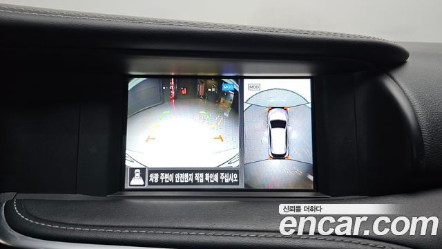 Infiniti Q30 2.0 Sport Proassist 2019 — фото 15