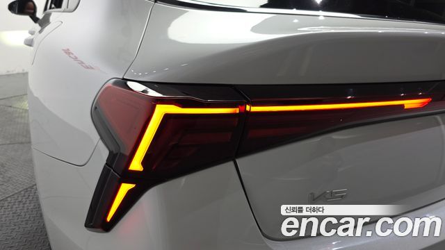 Kia K5 Hybrid (III) Signature 2024 — фото 23