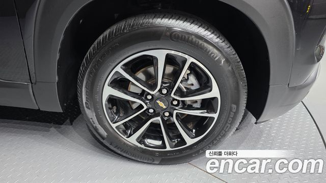 Chevrolet Trailblazer 1.3 Turbo 2WD Premire 2024 — фото 21